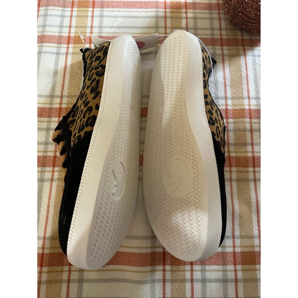 NEW Size 4 Girls Cheetah Shoes - Picture 5 of 7